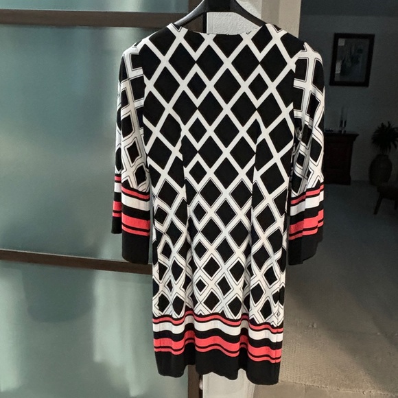 Enfocus Studio Shift Dress - Retro 60s Print Size 4 - Picture 6 of 9